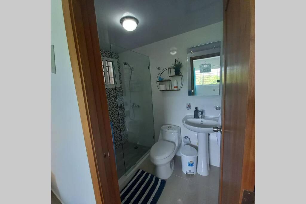 Confortable Apartamento De 3 Tres Habitaciones, Con Hermosa Vista De Area Verde, Ademas De Piscinas Y Juegos Infantiles En Area Recreativa Santiago De Los Caballeros Bagian luar foto