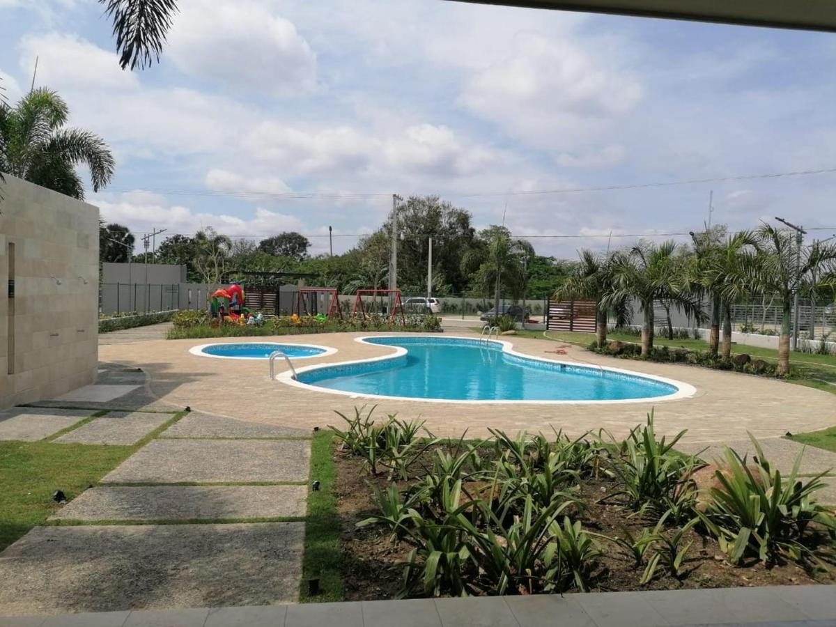 Confortable Apartamento De 3 Tres Habitaciones, Con Hermosa Vista De Area Verde, Ademas De Piscinas Y Juegos Infantiles En Area Recreativa Santiago De Los Caballeros Bagian luar foto
